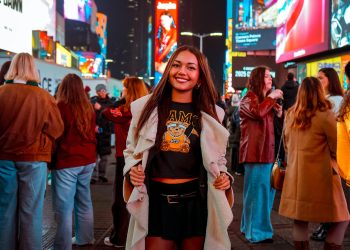 Class of 2025: Nathalie Santis seeks to construct on experiences and connections made at New York Trend Week – VCU Information