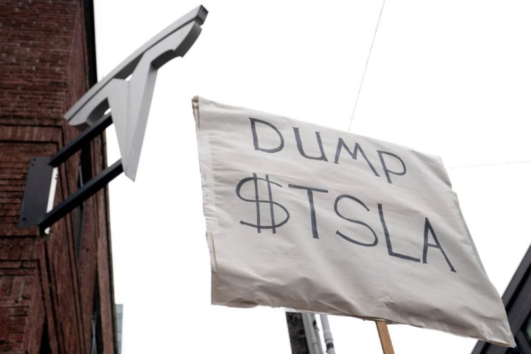 How is insurance policies affecting the Tesla model of Musk