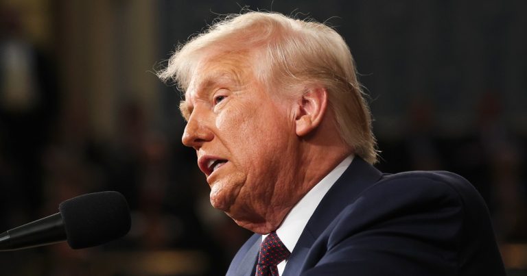 Trump advertises tariffs and cultural conflict wins in a traditionally lengthy speech on the congress