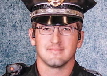 Man will get life sentence for killing New Mexico officer who had stopped to assist him