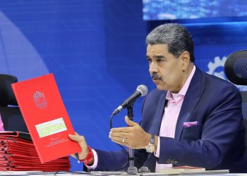 Nicolás Maduro decreed Financial Emergency in Venezuela to face commerce warfare