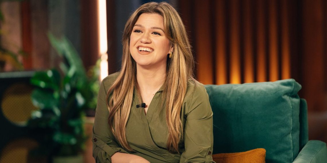 Kelly Clarkson makes live performance announcement amid discuss present hiatus and fan backlash | themirror