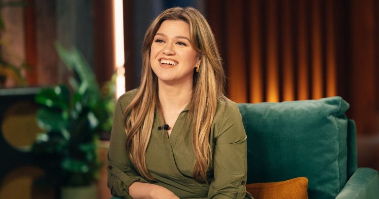Kelly Clarkson makes live performance announcement amid discuss present hiatus and fan backlash | themirror