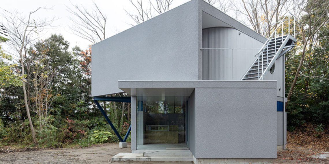 Takuyahosokai’s cafe with 45 ° rotary areas that go away the Japanese forest