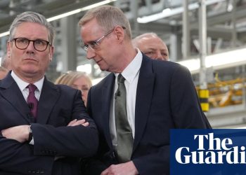 Trump causes international melting whereas Starmer scrolbles – Weekly UK coverage | Trump’s charges