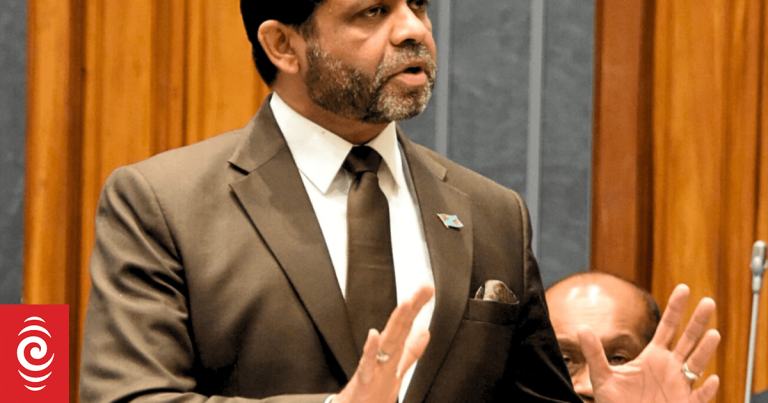 Alter the federal government by setting politics in entrance of individuals, says the previous common lawyer