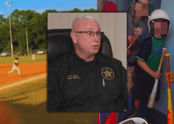 Decomposition of agitatic scene to peace sports activities complicated