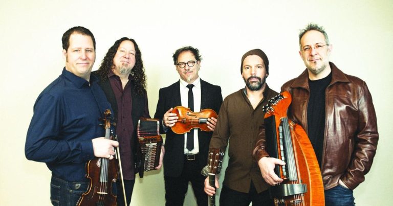 People band from Quebec to carry out | Leisure Information