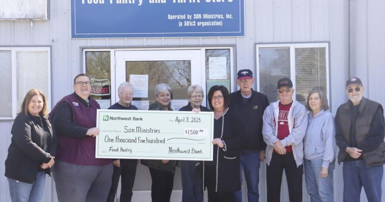 Northwest Financial institution donates $1,500 to Linton Neighborhood Meals Pantry | Information