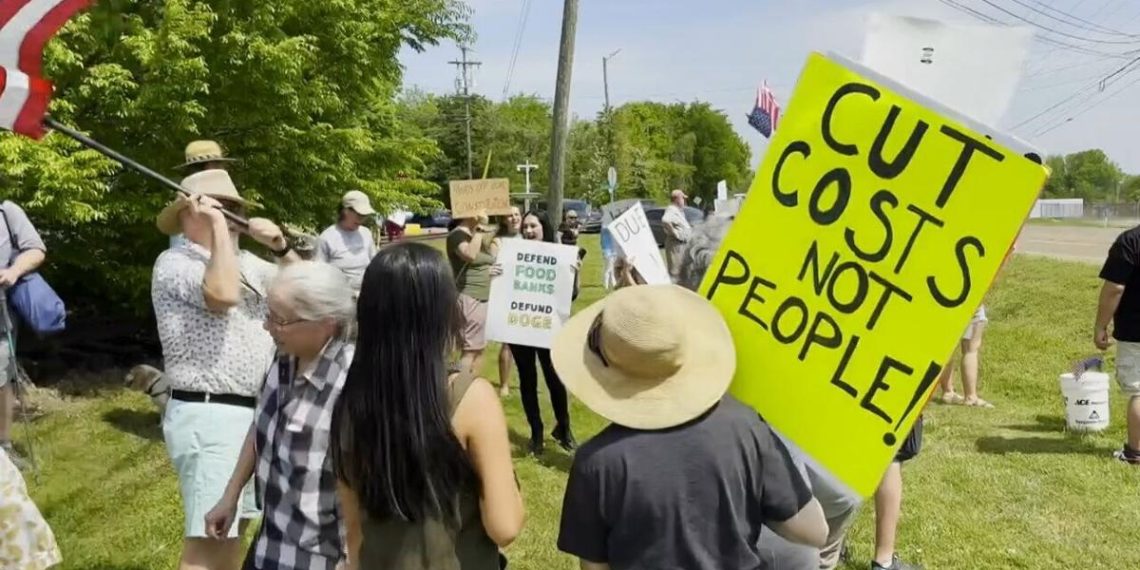 Rally for Fairer Insurance policies at Chattanooga Meals Financial institution | Native Information