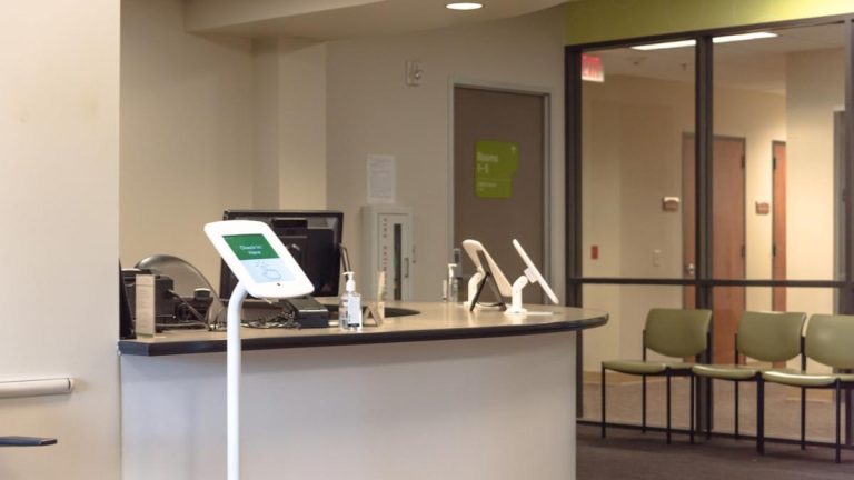 Oak Orchard Well being begins utilizing AI affected person care expertise from eClinicalWorks