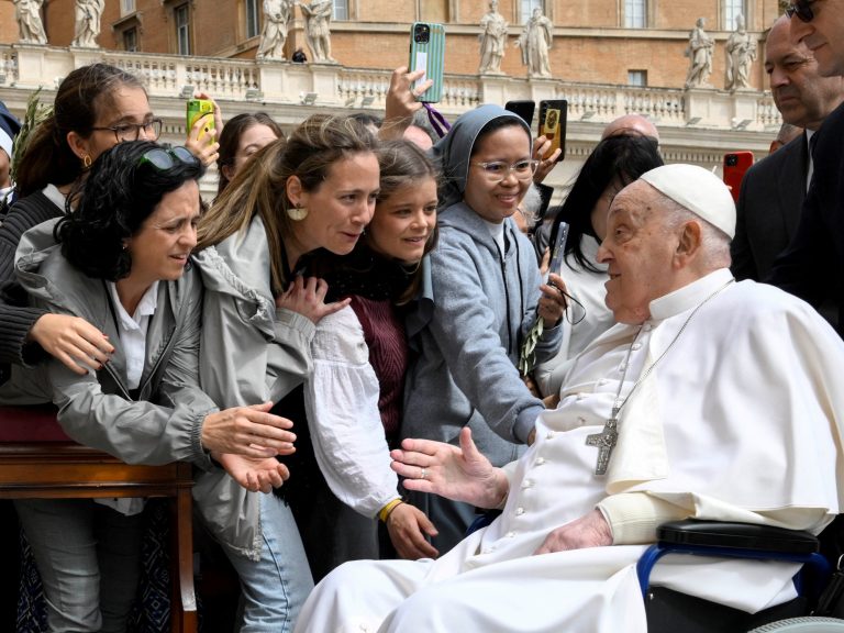 Pope Francis joined Ramos’ honest and had a brief contact with the believers who acknowledged him