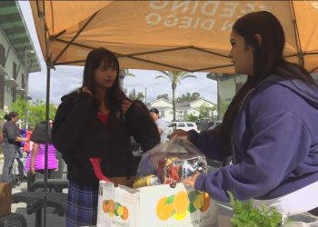 SDSU athletes support San Diego households with meals distribution