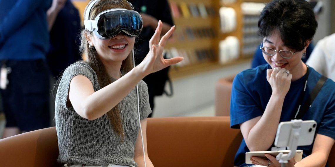 Apple Imaginative and prescient Professional 2 in works whereas suppliers rise to the manufacture of parts: Report