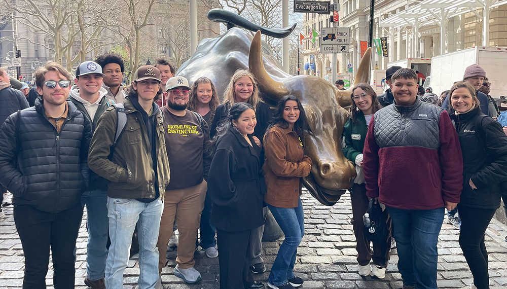 Wall Road Expertise displays college students atu to New York