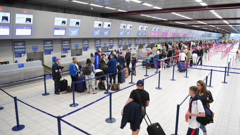 Air journey set for main overhaul, boarding passes and check-in could also be scrapped | World Information