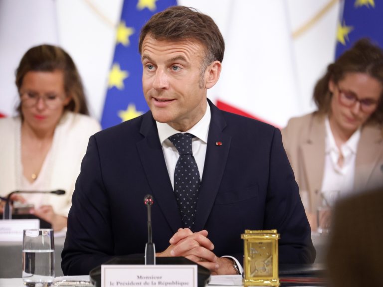 Trump -Zölle are a “brutal and unfounded choice,” says Macron and asks firms to droop their investments in the US
