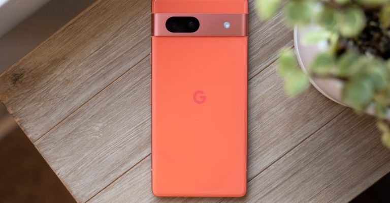 Google extends the Pixel 7A restore program for battery swelling points