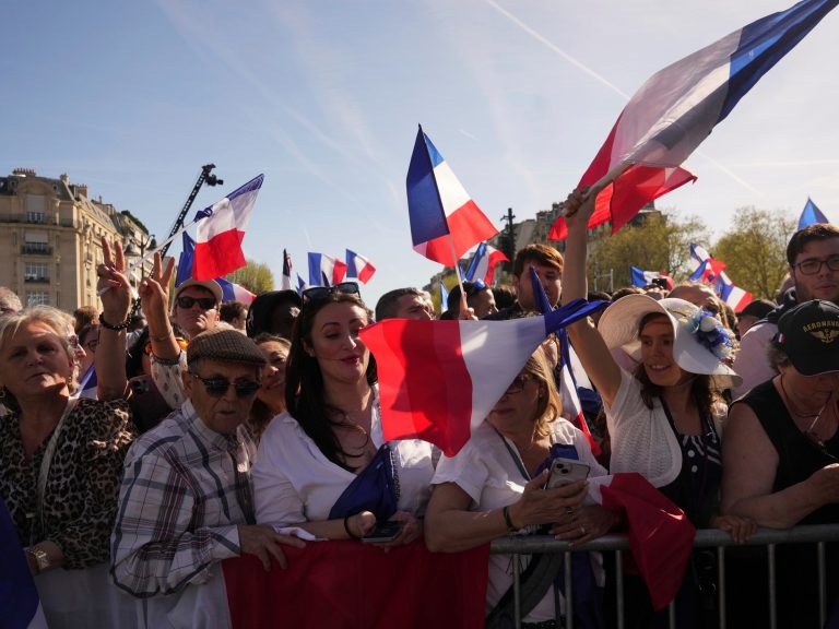 Marine Le Pen denounced in entrance of his supporters a “political” conviction in opposition to him