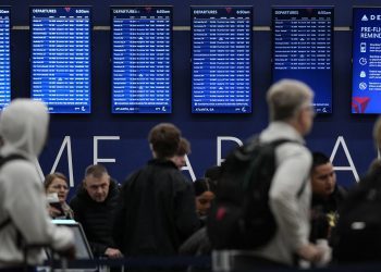 Amid tense political local weather, journey specialists have new recommendation for Individuals going abroad