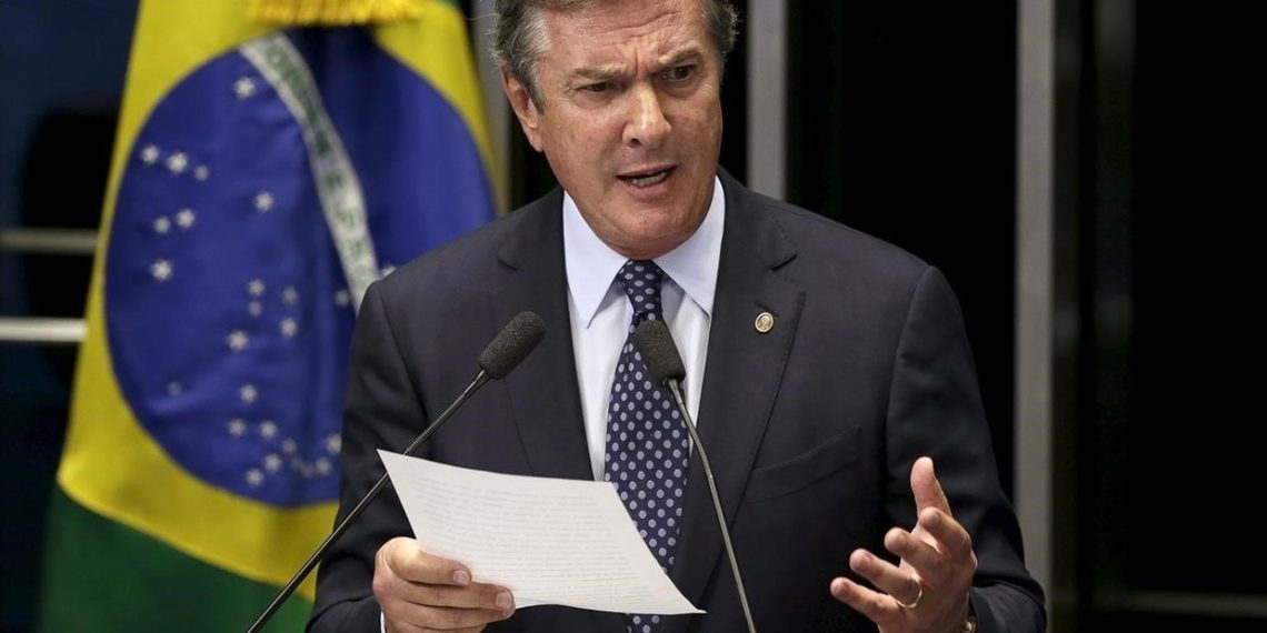 They order the fast arrest of Fernando Shade de Mello, the previous Brazilian president convicted of corruption