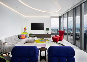 A Penthouse in Miami has vibrant colours and daring textures