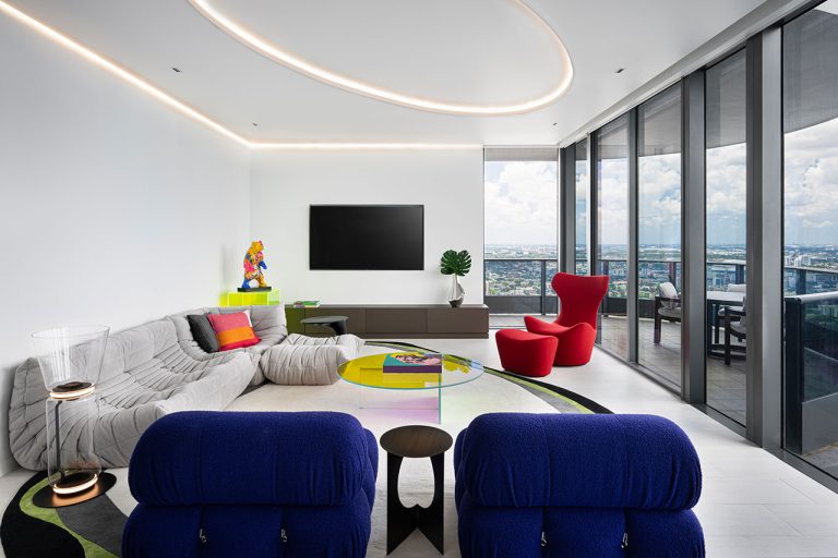 A Penthouse in Miami has vibrant colours and daring textures