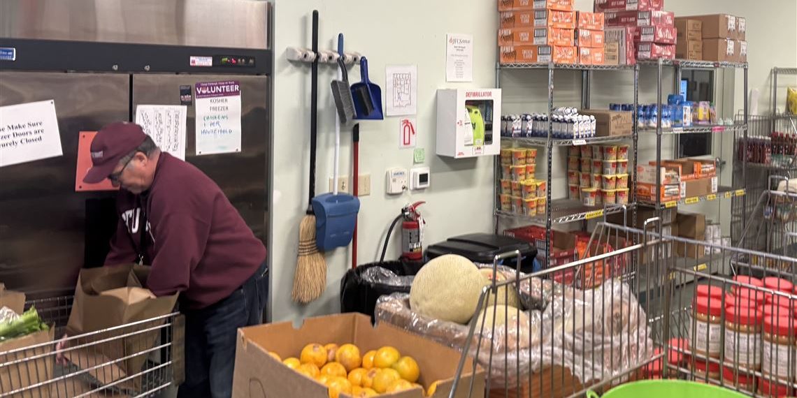 Meals pantry helps tons of in Pittsburgh put together for Passover Seder