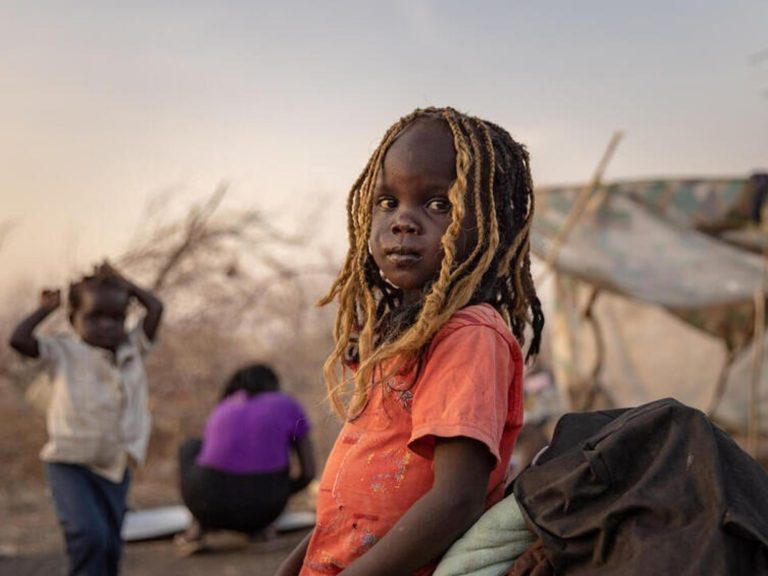 Two years after the “forgotten warfare”, the biggest human flood of the planet flees to avoid wasting his life