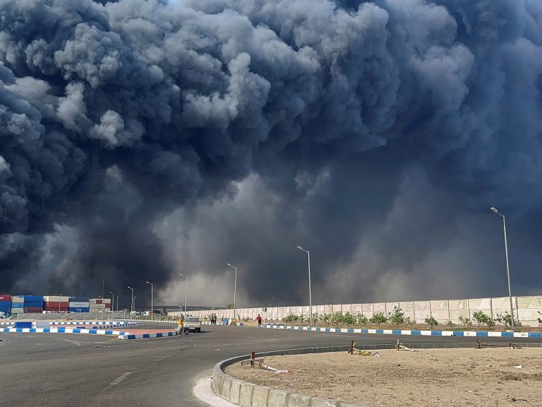 An enormous explosion triggered at the very least eight deaths and greater than 700 injured in a port of Iran