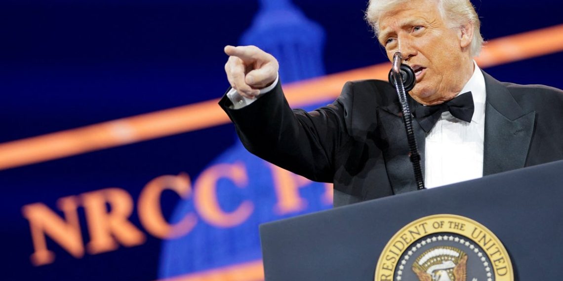 Trump Brags World leaders are ‘kissing a terrific Hannibal Lectr’ and Holidays ‘and Holidays’ at NRCC dinner