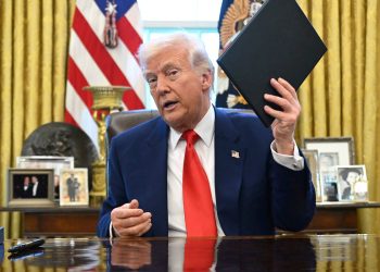 Trump stay updates: administration accuses the “insider commerce” after 90 days