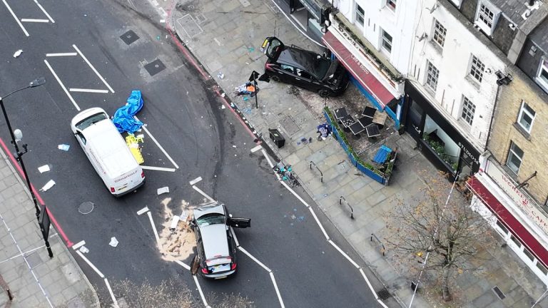 Islington crash: Lady fights for all times after automobile hits cafe in Higher Avenue as police arrest driver – London Night Normal