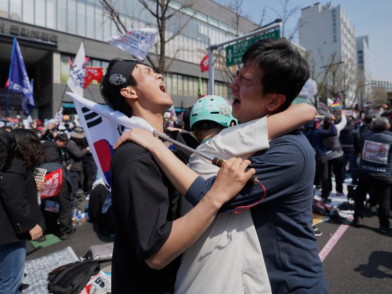 Seoul bursts with emotion after yoon break