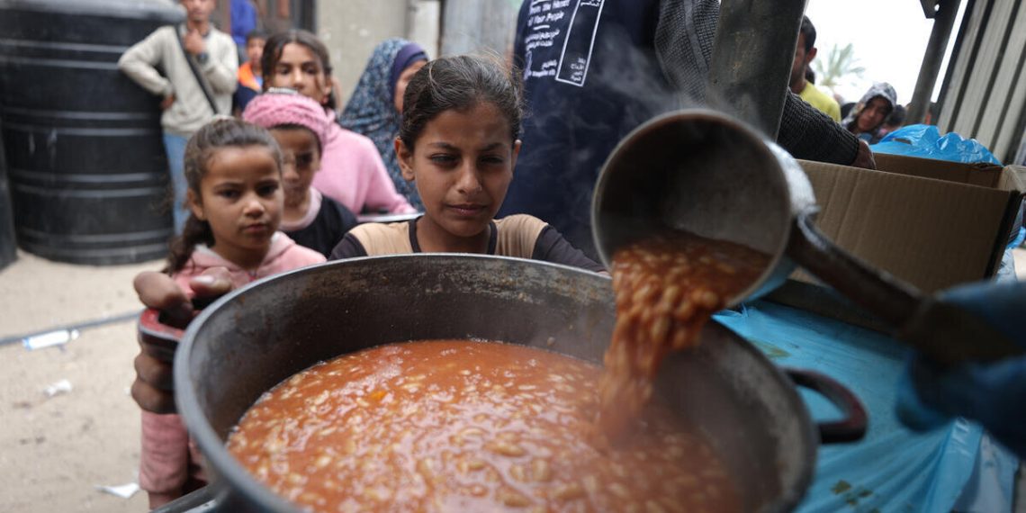 WFP Runs out of Meals Shares in Gaza