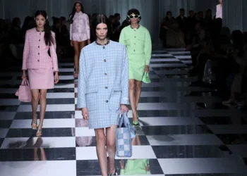 Prada to purchase Versace for $1.4B
