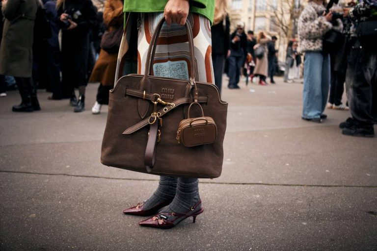 What second-hand style gives luxurious manufacturers, and vice versa