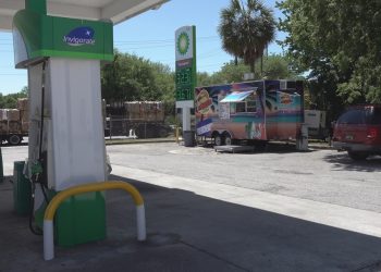 Jacksonville metropolis council bans meals vehicles at gasoline stations