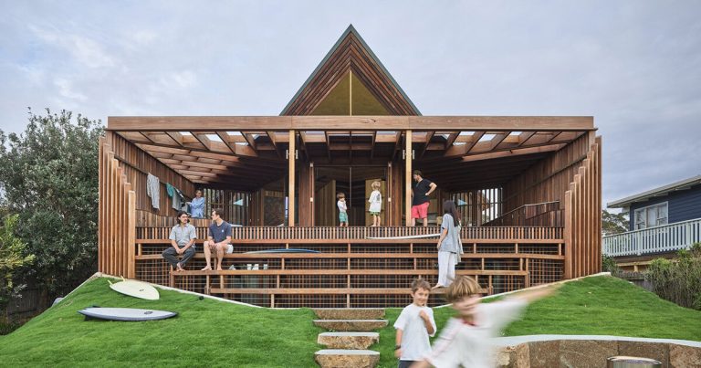 Alexander Symes renews the home just like Australia with photo voltaic power and recycled supplies