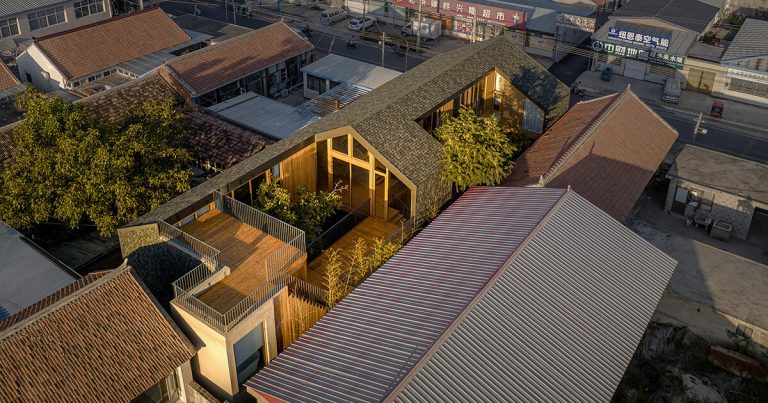 Archstudio invigorates the Courtroom’s custom with the picket pension in Beijing