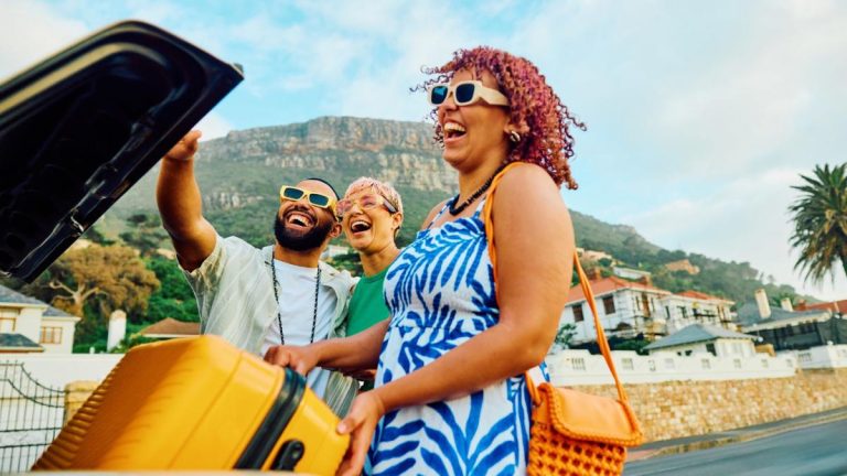 5 Cash Strikes To Put together Your Funds for Summer time Journey Season