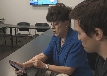 The technological initiative helps seniors from San Diego County to sail digital panorama