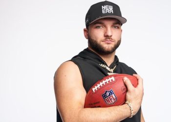 2025 NFL graphs, tracker: dwell spherical four evaluation for every choice made so as