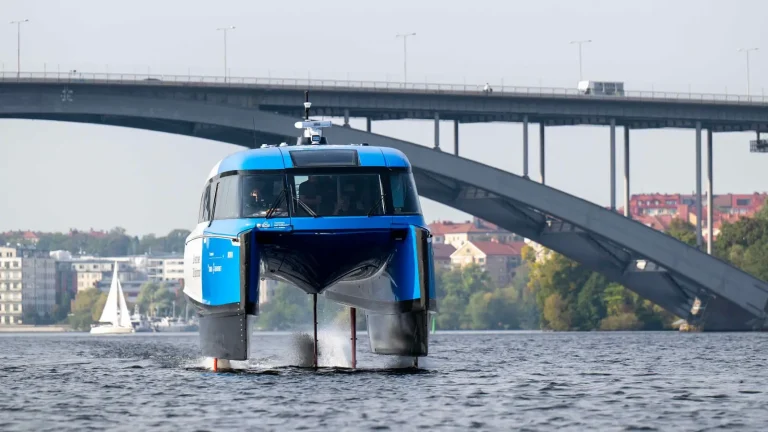 Stockholm Launches World’s First Electrical Flying Ferry with Candela P-12