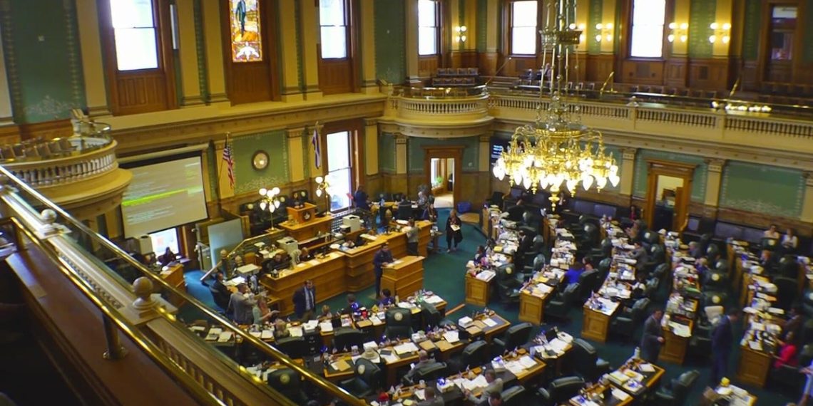 Colorado well being care suppliers battle to save lots of neighborhood well being employees program from funds axe