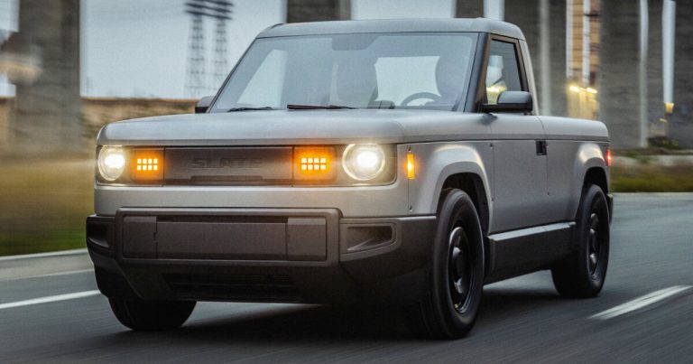 Personalizable electrical truck slacker turns into SUV and plenty of extra