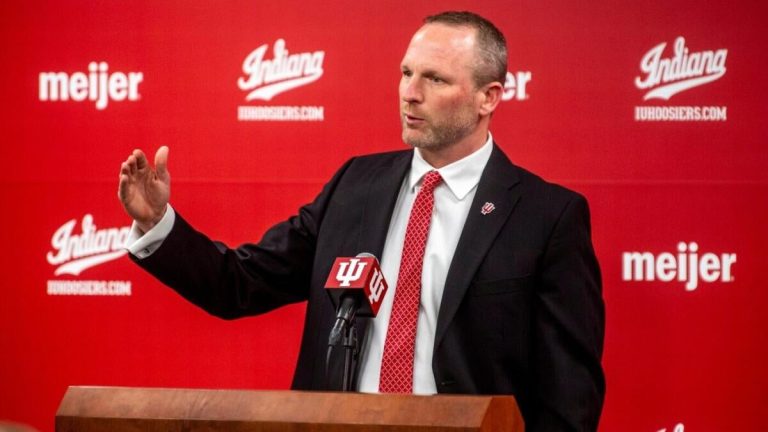 Indiana Basketball Beneath Darian Devries: Insider reveals switch portal information, 2025 recruits, record, targets
