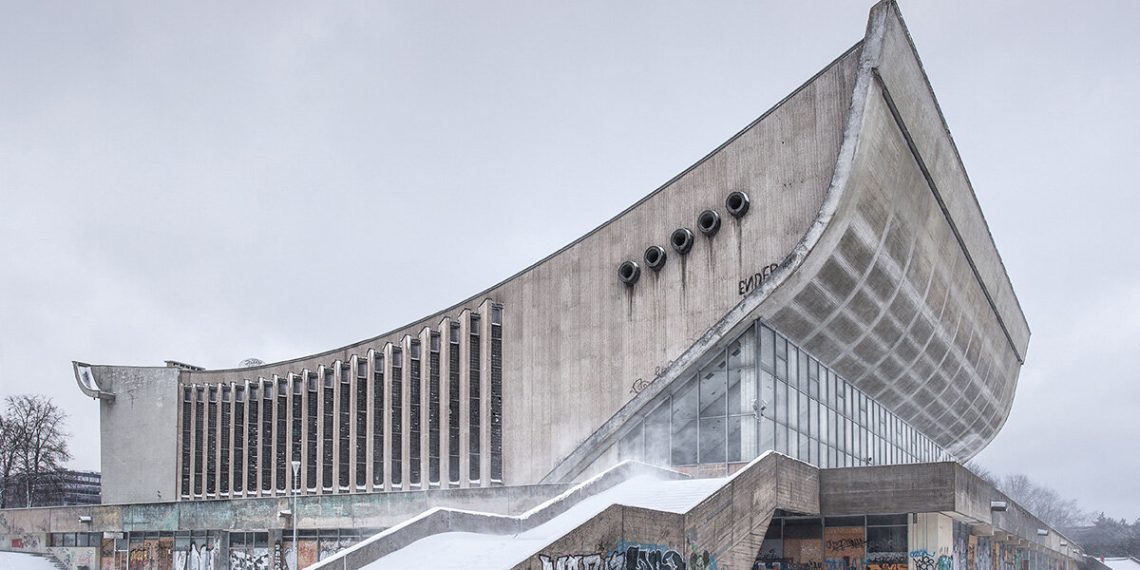 “East Blocks II” captures the suburbs of post-war concrete within the former Japanese block cities