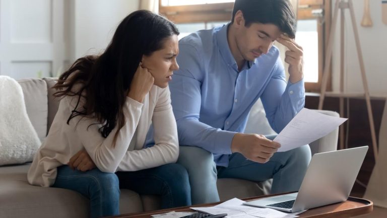 5 Issues To Change If Your Wage Is Higher Center Class however Your Way of life Isn’t Protecting Up