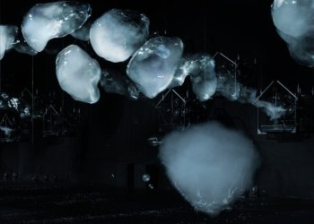 AA Murakami about the usage of robotics to create nature in installations